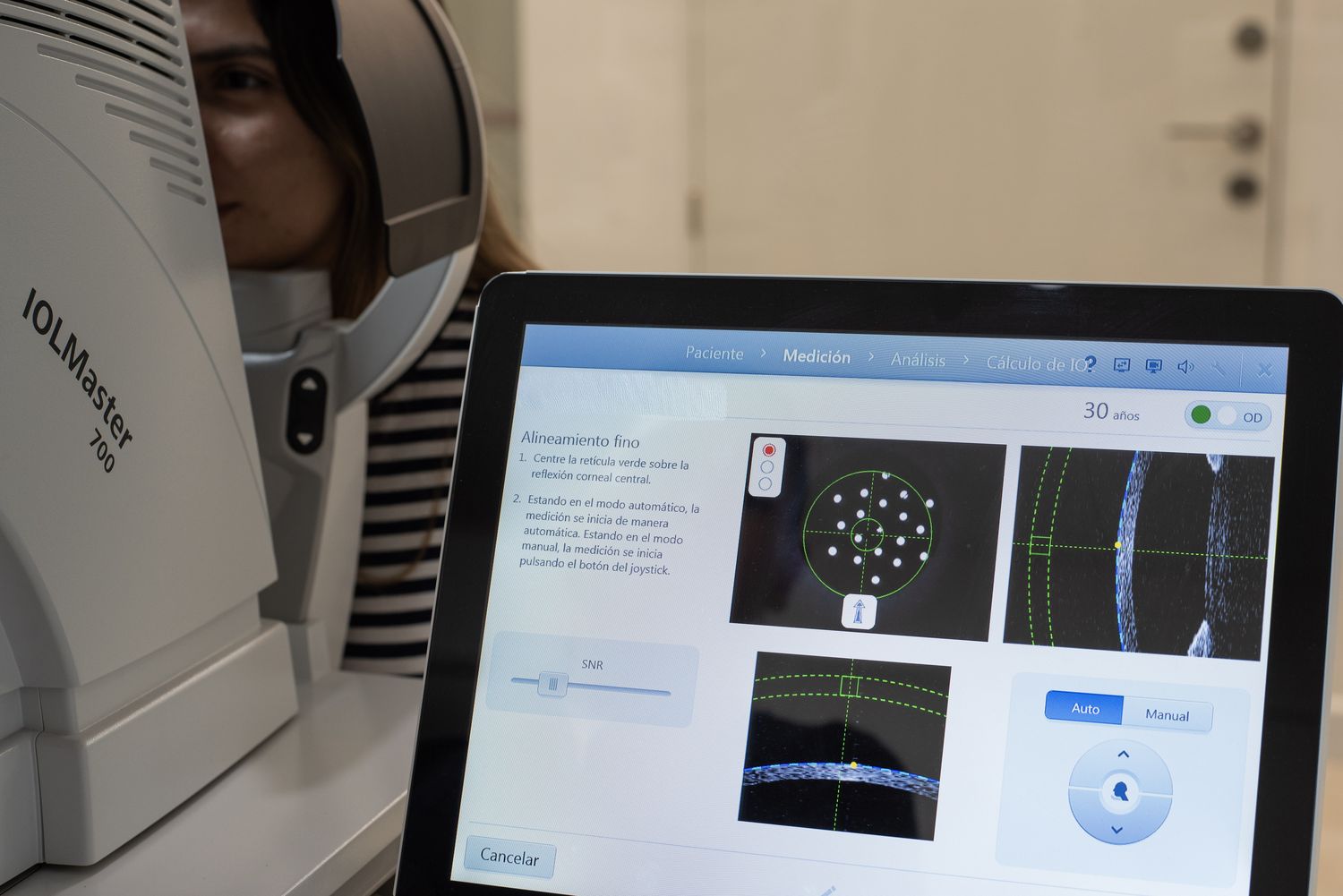 Medición de precisión en el IOLMaster 700